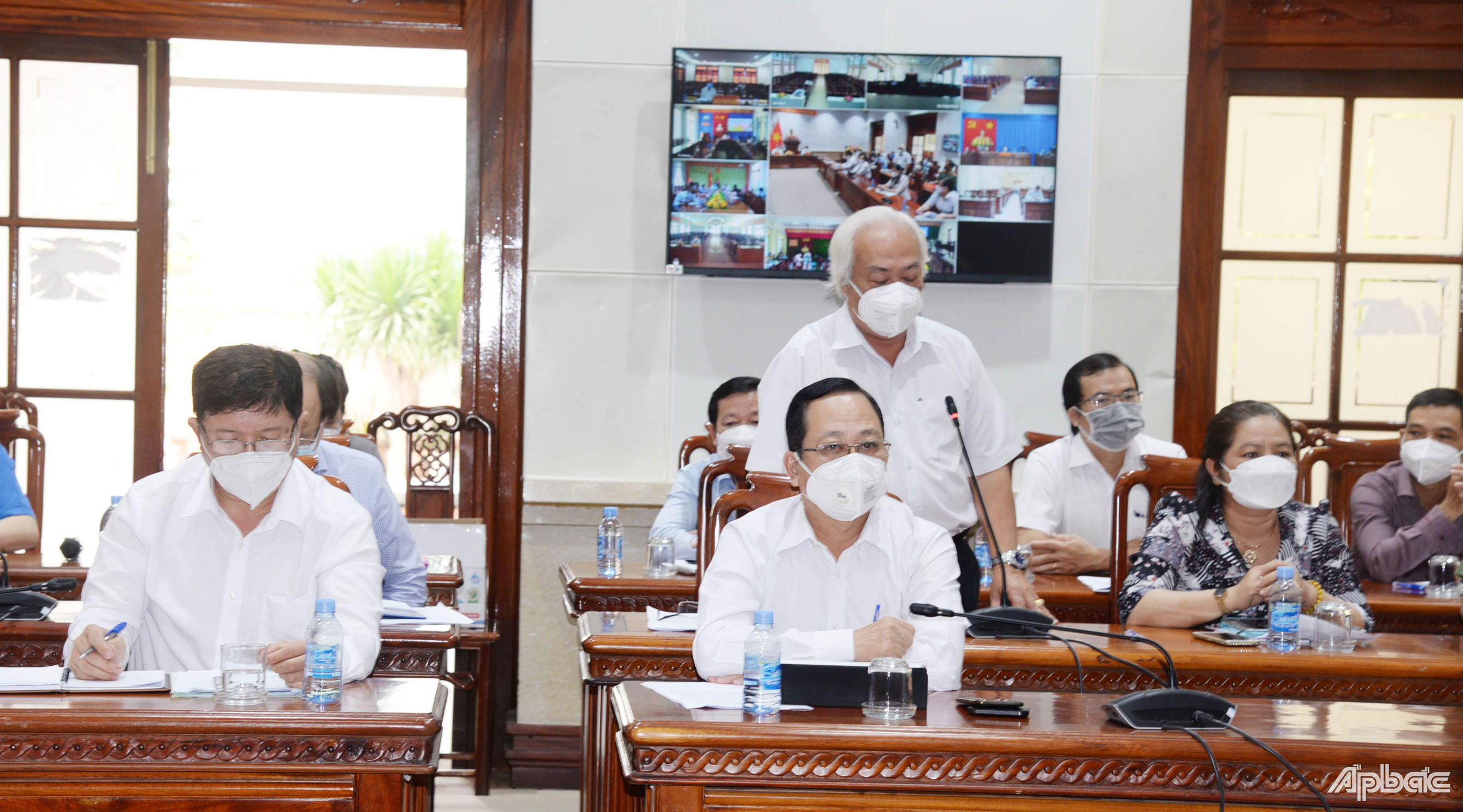 Bác sĩ chuyên khoa 2 Nguyễn Ngọc Chơn, Giám đốc Trung tâm Kiểm soát bệnh tật tỉnh đề nghị các địa phương đẩy nhanh tiến độ tiêm vắc đã được phân bổxin 