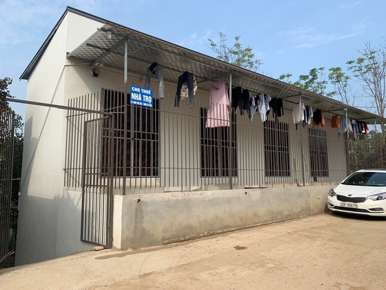 Dãy nhà trọ, nơi xảy ra sự việc. Ảnh: CTV
