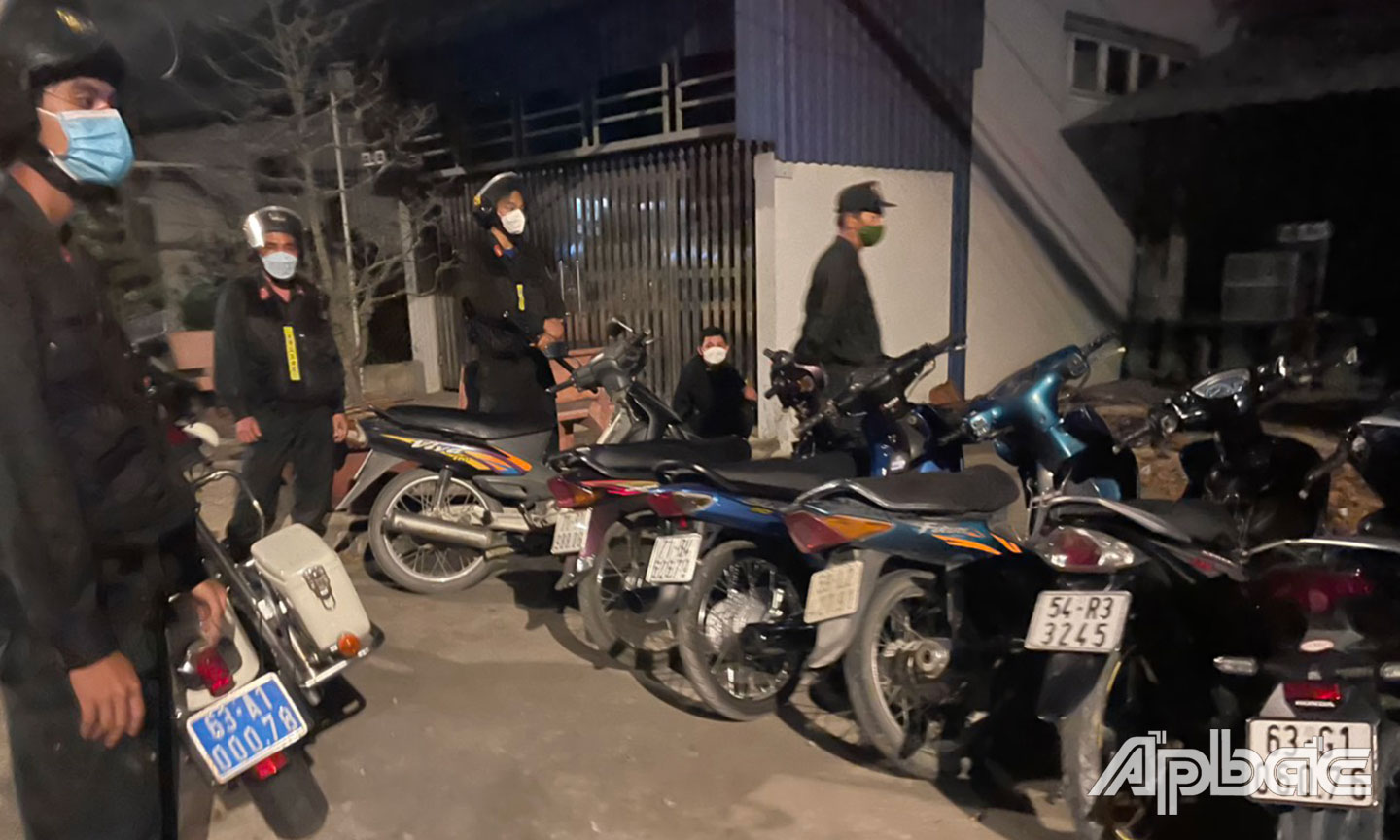 Các phương tiện bị tạm giữ.