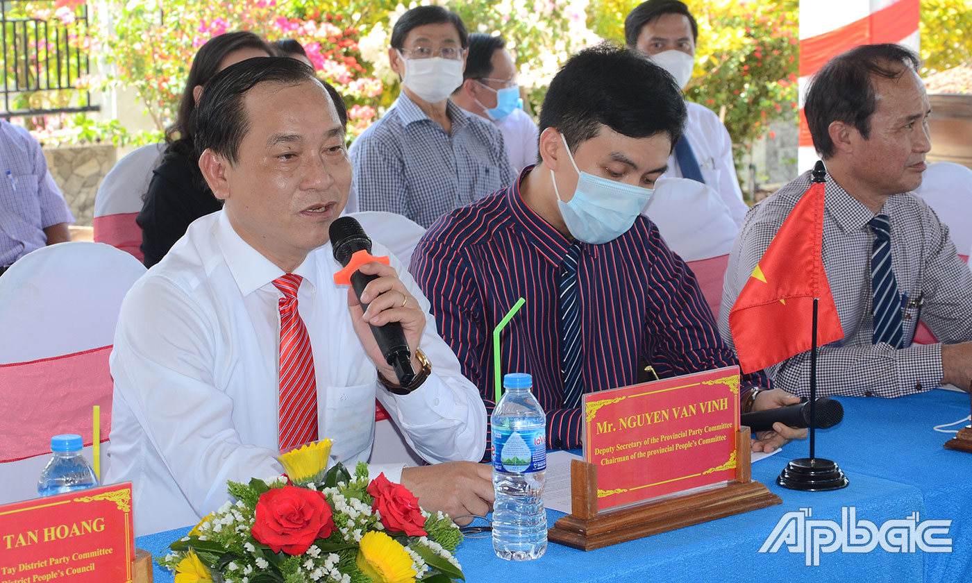Đồng chí Nguyễn Văn Vĩnh mong muốn Đại sứ Ấn Độ kết nối để tỉnh và phía Ấn Độ hợp tác trên nhiều lĩnh vực.