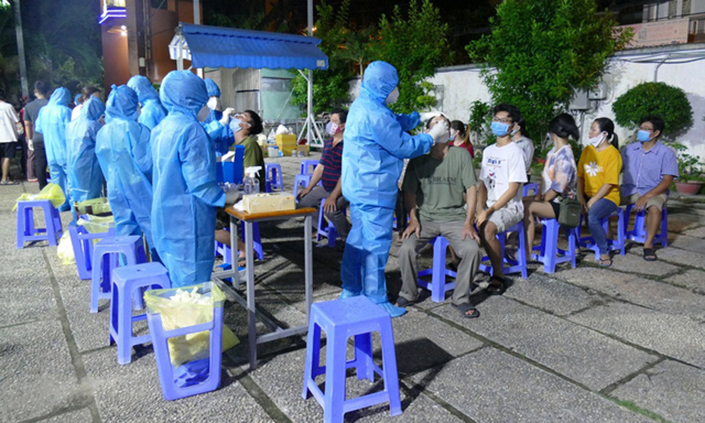 Mức giá dịch vụ xét nghiệm COVID-19 nhanh mẫu đơn trong trường hợp thuộc phạm vi thanh toán của Quỹ bảo hiểm y tế tối đa 78.000 đồng/xét nghiệ