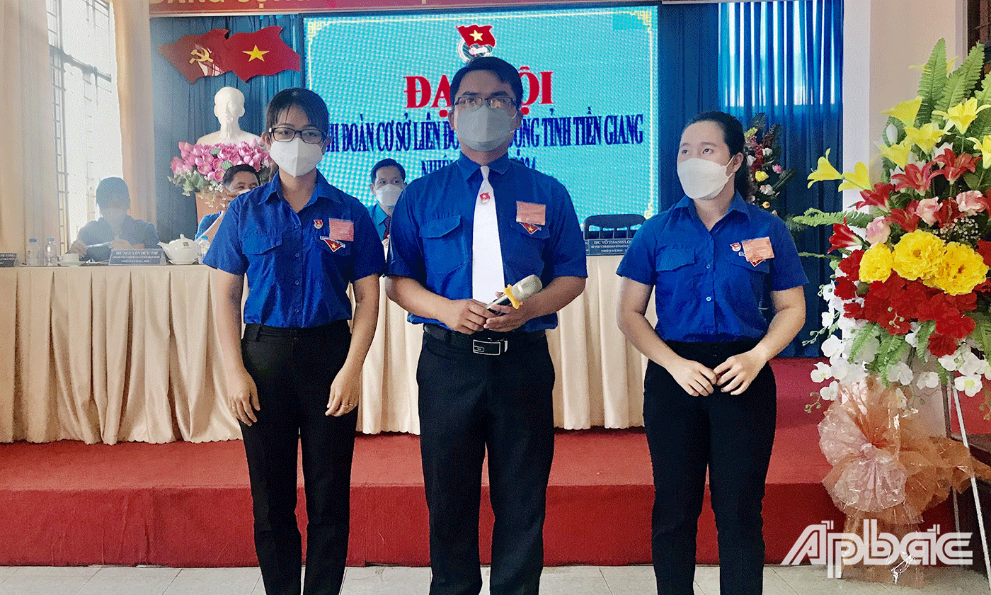 Ban Chấp hành Chi đoàn Liên đoàn Lao động tỉnh Tiền Giang nhiệm kỳ 2022-2024