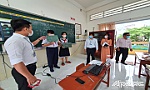 Giám đốc Sở Giáo dục và Đào tạo Tiền Giang kiểm tra dạy học trực tiếp tại TP. Mỹ Tho