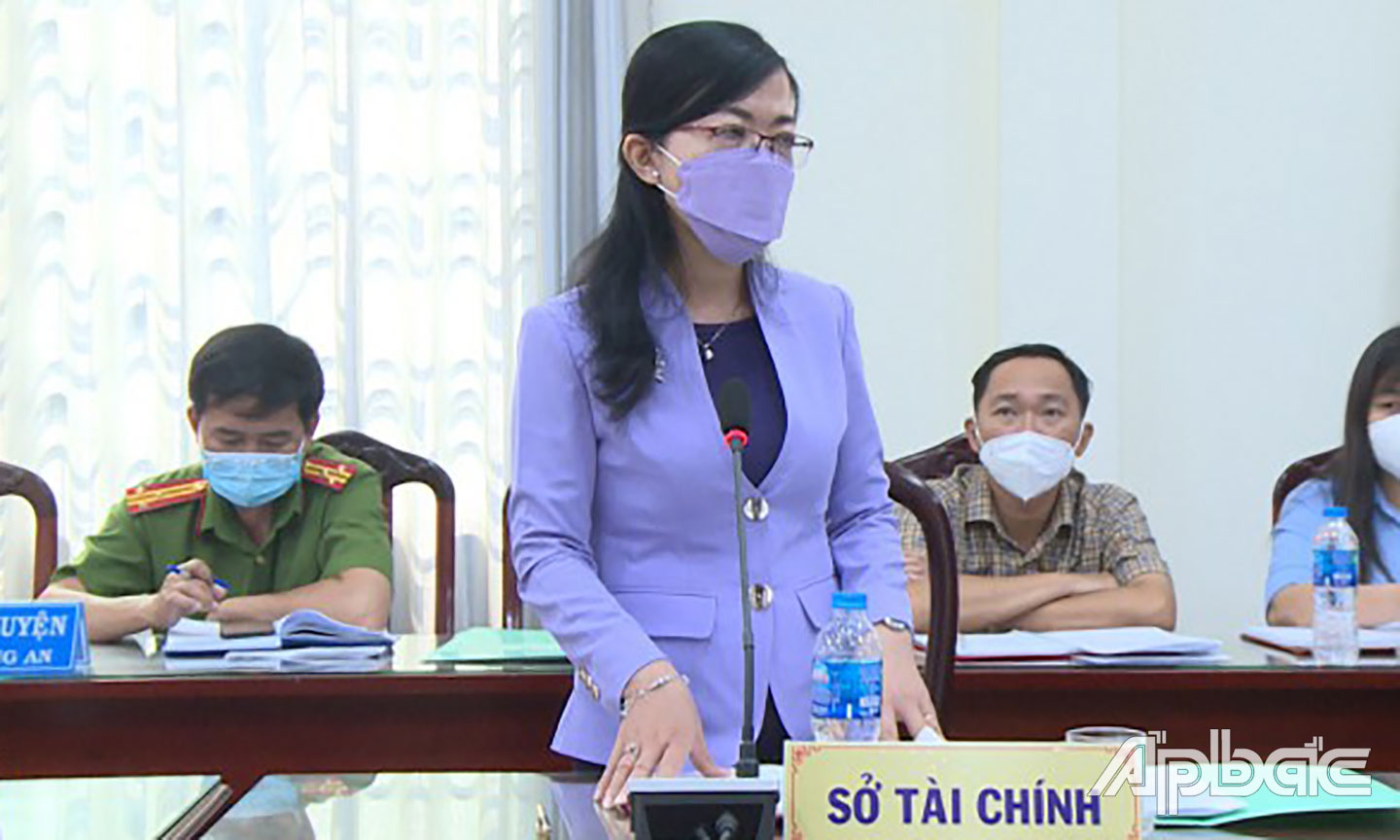 Lãnh đạo Sở tài chính phát biểu ý kiến tại buổi làm việc.