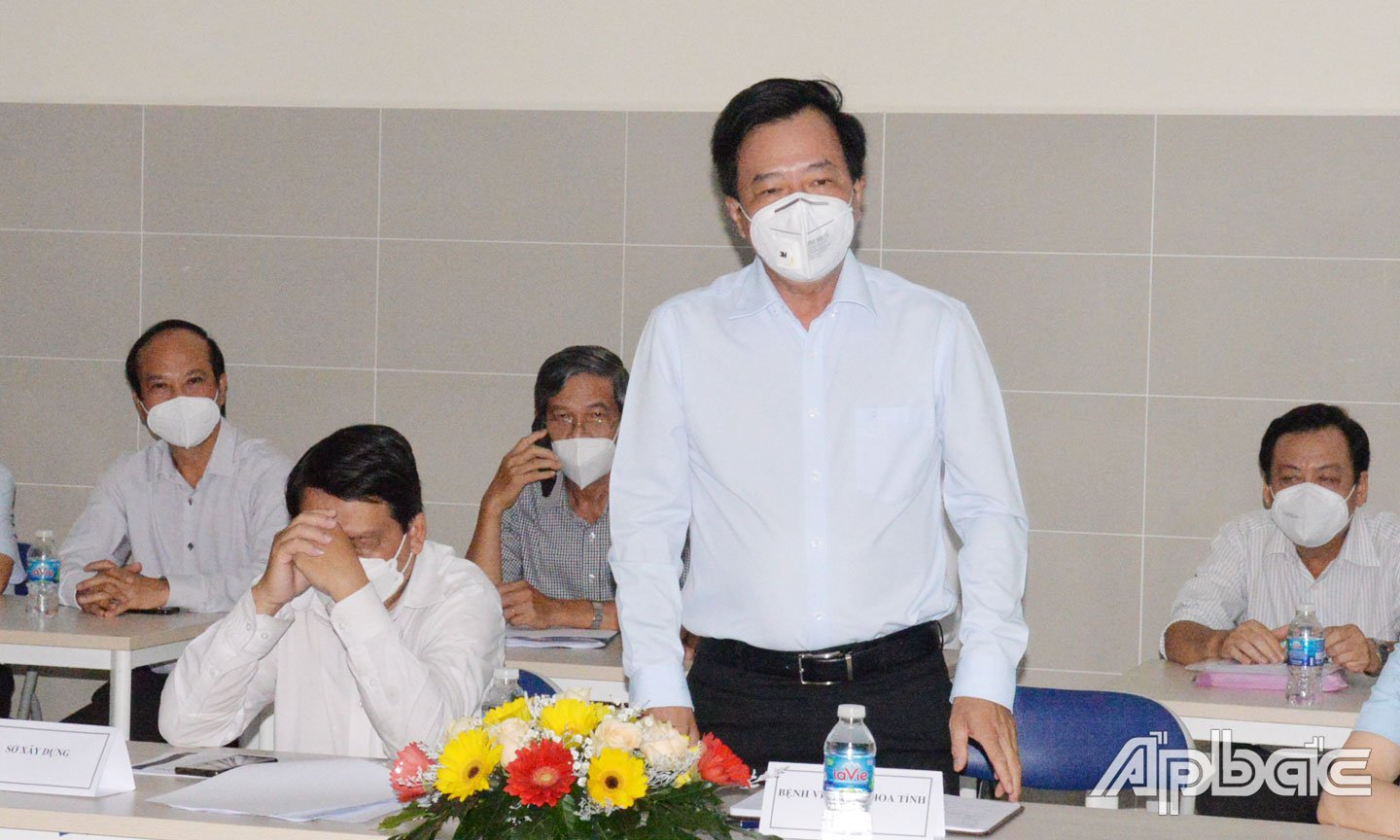 Giáo sư Tạ Văn Trầm, Giám đốc Bệnh viện  cho biết việc đầu tư hệ thống công nghệ thông tin nhằm đảm bảo yêu cầu thực hiện 100% bệnh án điện tử vào năm 2023 theo chỉ đạo của Bộ Y tế