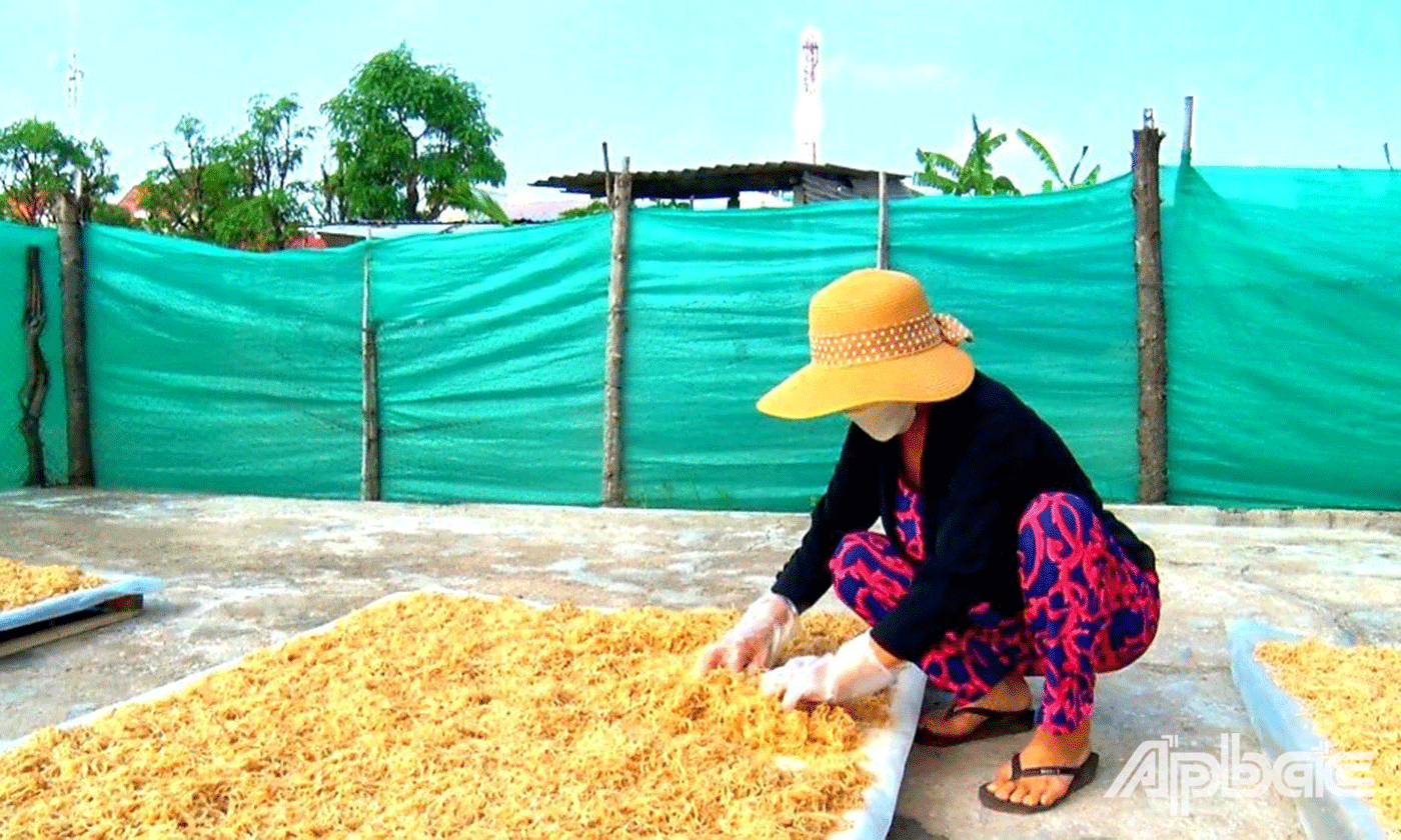 Mô hình củ cải muối của gia đình bà Nguyễn Thị Tính đã mang lại hiệu quả tích cực, góp phần mở ra hướng làm kinh tế mới, nâng cao thu nhập cho người dân tại địa phương