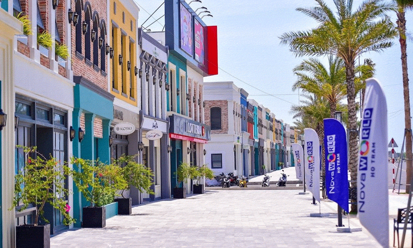 Dãy shophouse Novaworld Hồ Tràm đã hoàn thành và đi vào vận hành.
