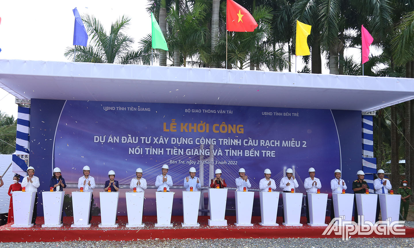 Khởi công cầu Rạch Miễu 2.