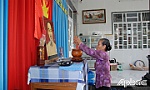 Bà mẹ Việt Nam Anh hùng Đoàn Thị Hạnh vì nước, vì dân