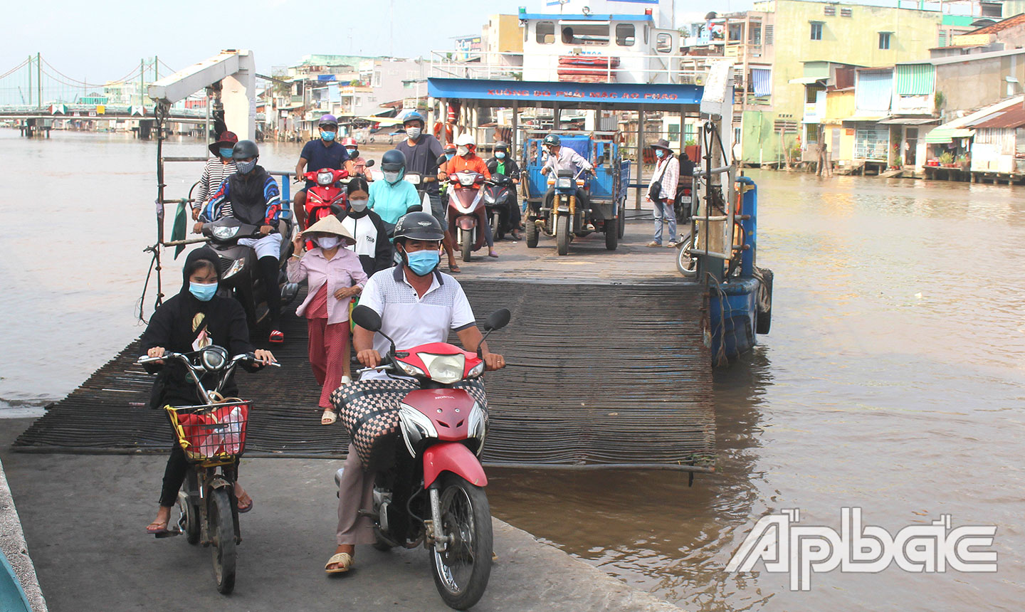 Khu vực lên, xuống tại một số bến đò chưa đảm bảo an toàn