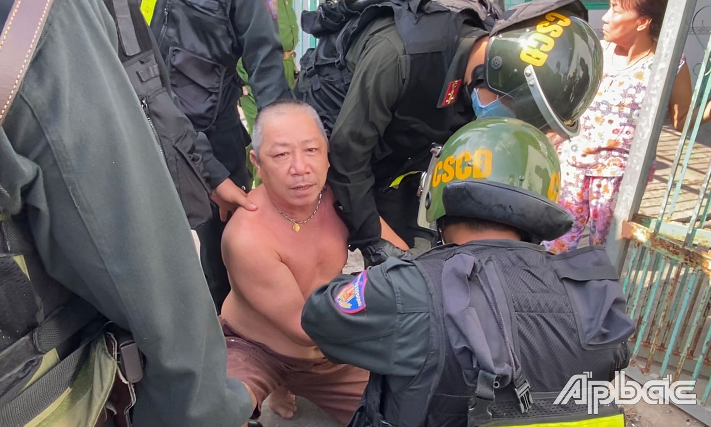 Đối tượng bị bắt giữ.