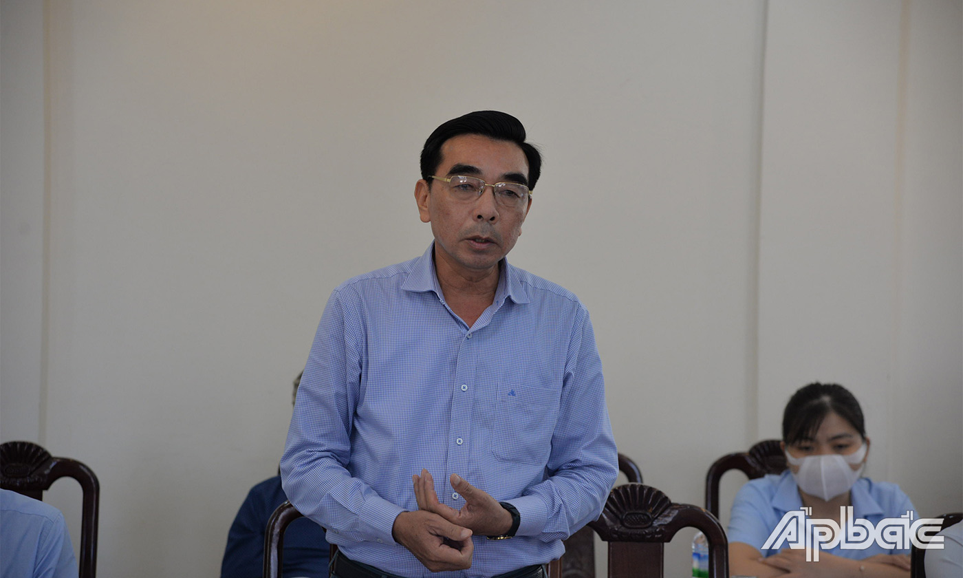 Lãnh đạo các sở, ngành tỉnh phát biểu tại buổi làm việc