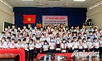 Trao 70 suất học bổng cho học sinh có hoàn cảnh khó khăn