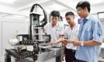 Tăng học phí song hành hỗ trợ người học