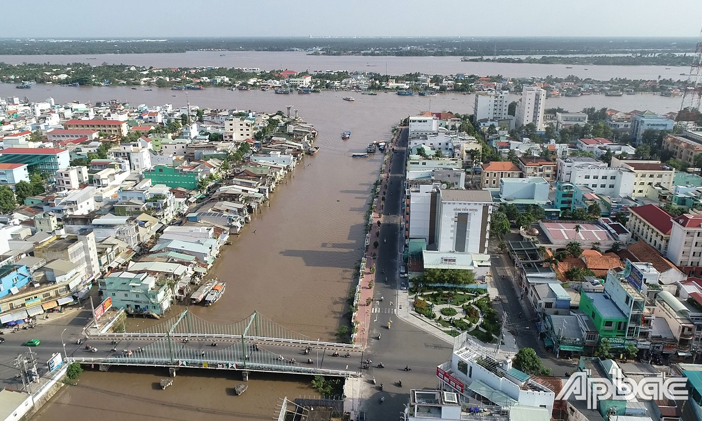 Bài 1: Tìm lại dòng sông