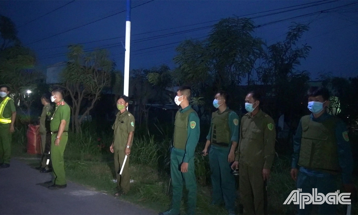 Ra quần tuần tra các tuyến đường trên địa bàn xã Thành Công