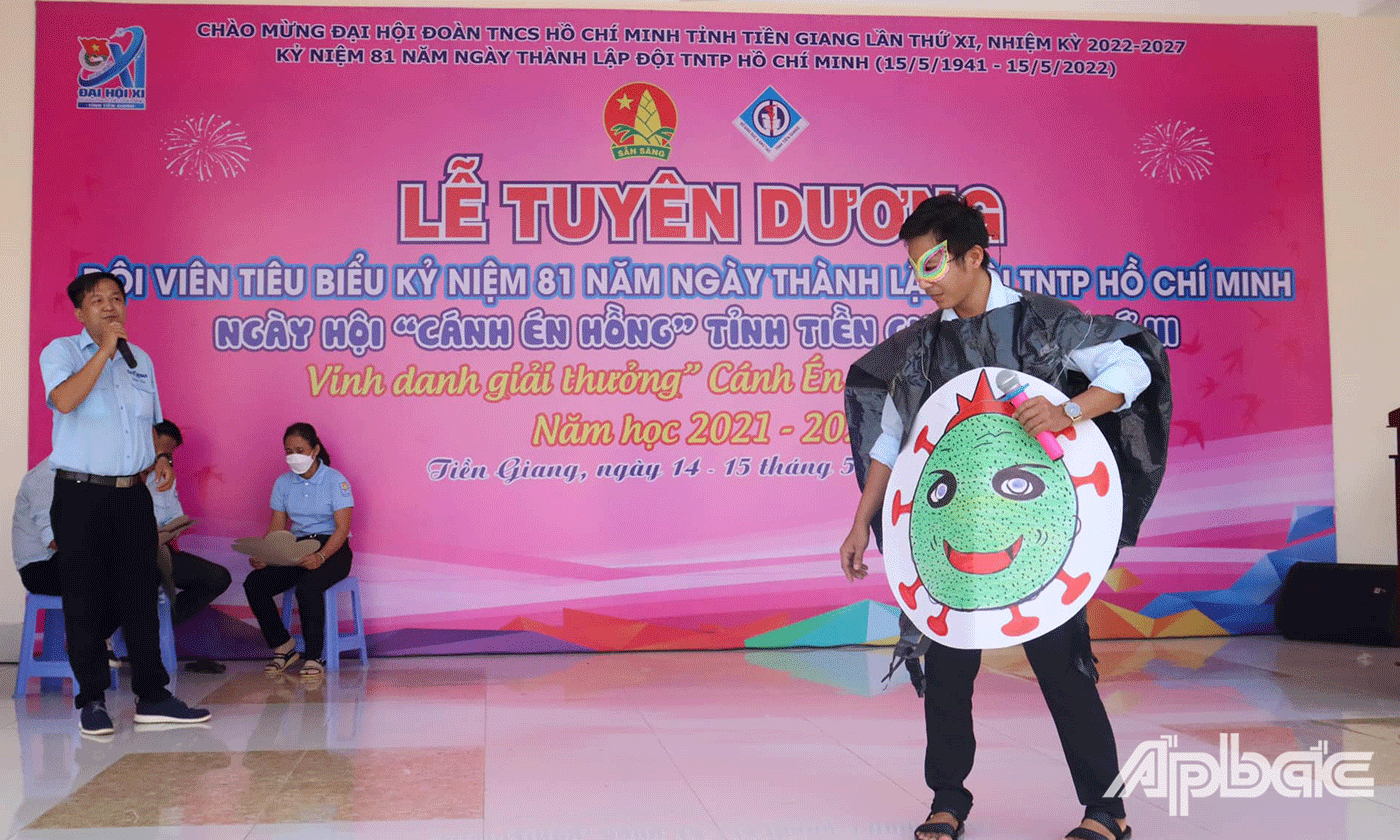 Giao lưu các tiểu phẩm tuyên truyền phòng, chống Covid-19 trong học đường