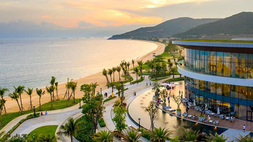 Thực tế biển Phương Mai.