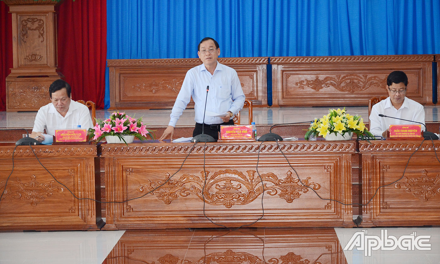 Đồng chí Đồng chí Nguyễn Văn Vĩnh phát biểu kết luận hội nghị.