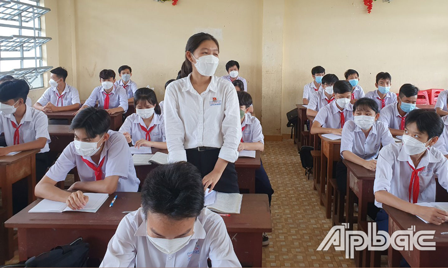 Học sinh Trường THCS Long Bình Điền đang nỗ lực ôn thi tuyển sinh lớp 10.