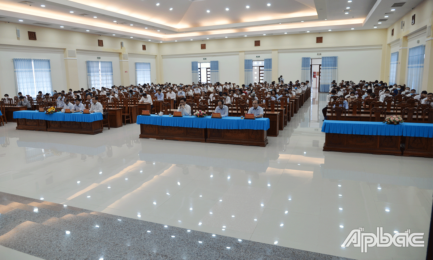 Quang cảnh Lễ bế giảng.