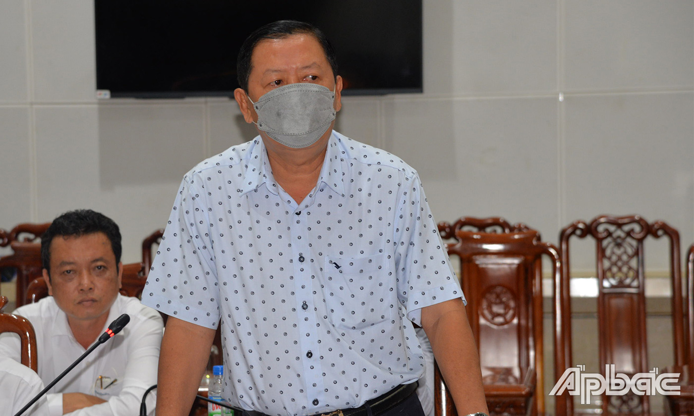 Lãnh đạo các sở, ngành tỉnh phát biểu tại buổi làm việc