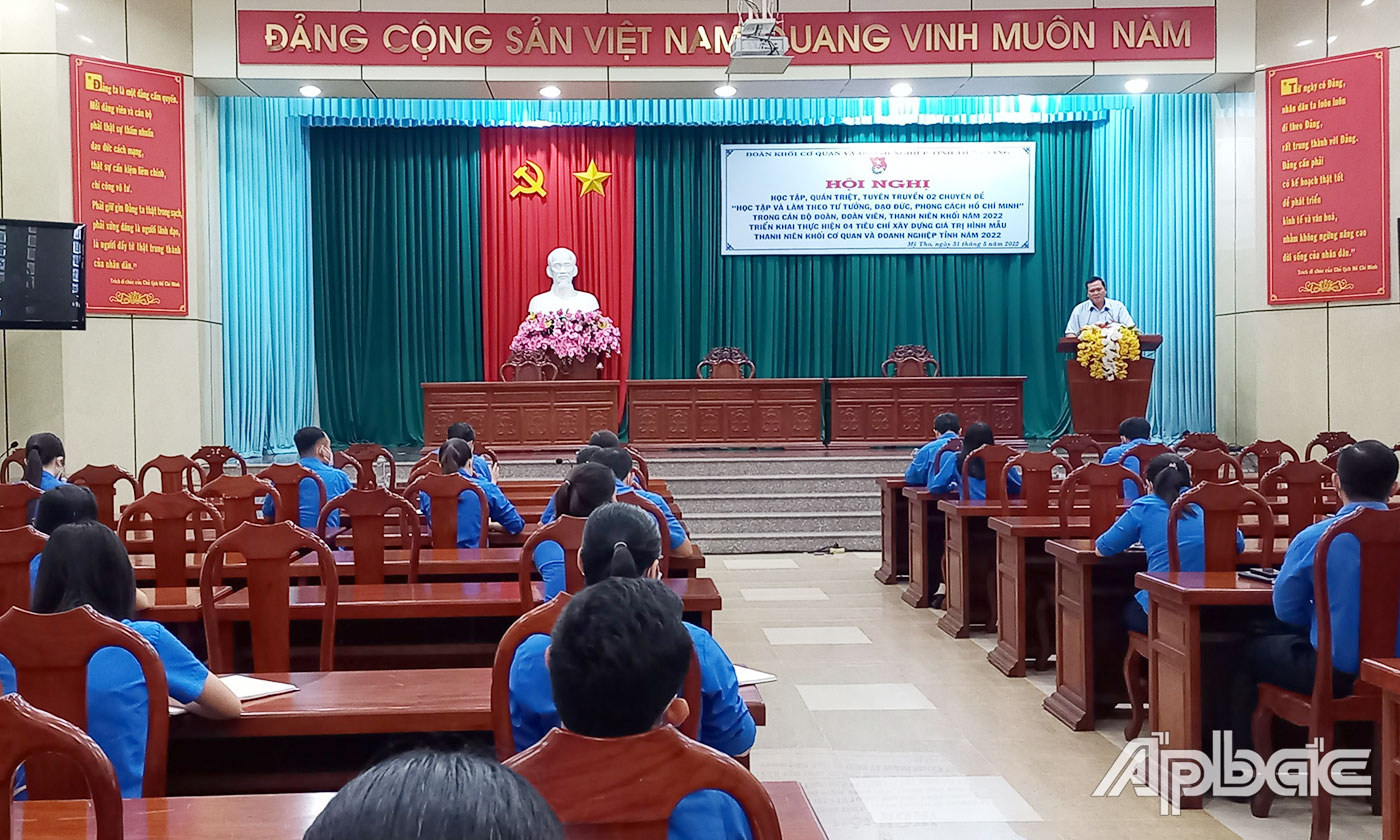 Quang cảnh hội nghị.