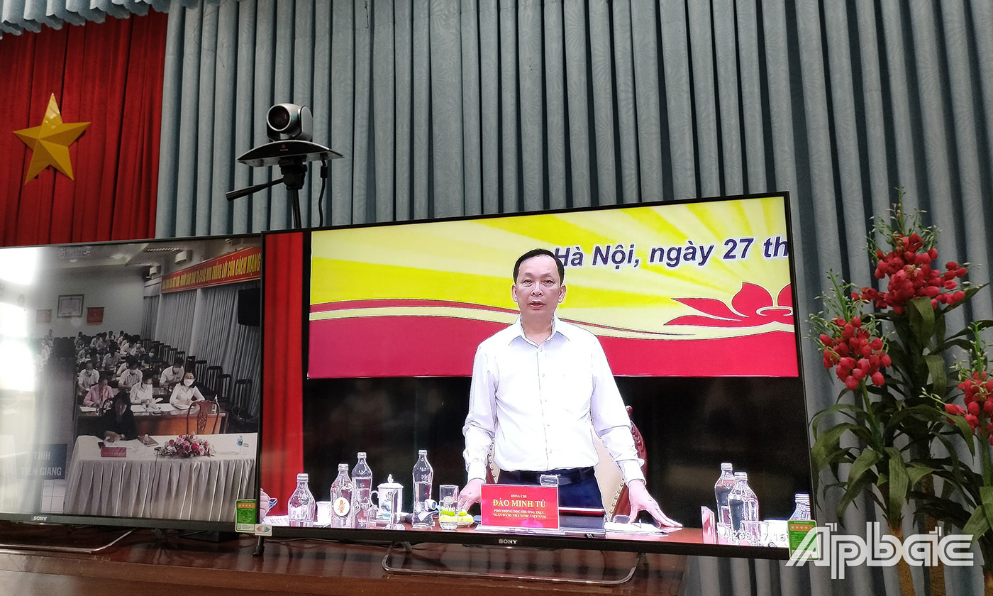 Phó Thống đốc thường trực Ngân hàng Nhà nước Việt Nam Đào Minh Tú phát biểu tại hội nghị