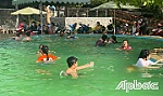 Cần nâng chất dạy và học bơi