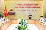 Thủ tướng chia sẻ khó khăn, yêu cầu nghiên cứu giải pháp phù hợp để tăng cường tiềm lực của báo chí