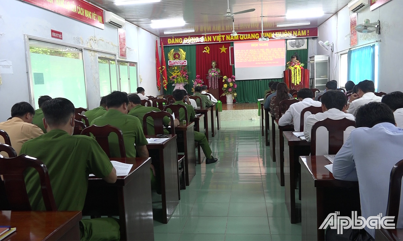 Quang cảnh hội nghị