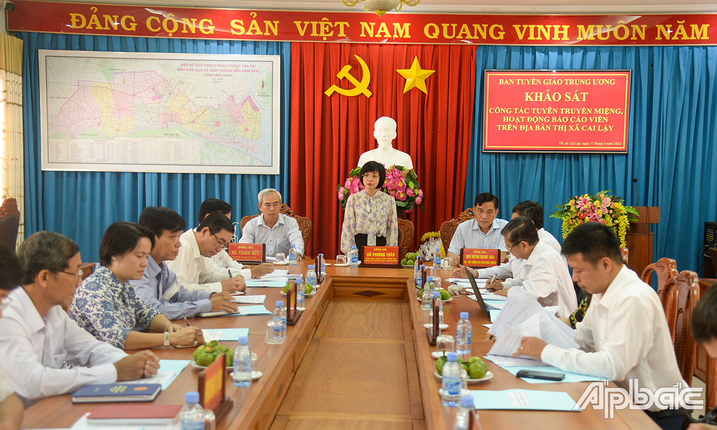 Quang cảnh buổi khảo sát.