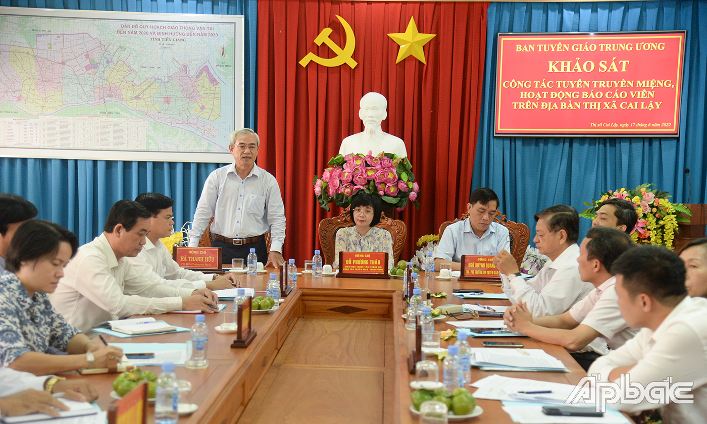 Đồng chí Hà Thanh Hữu, Phó Bí thư Thường trực Thị ủy Cai Lậy phát biểu ý kiến.