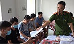 Tham gia lắc tài xỉu ăn thua bằng tiền, 5 đối tượng bị khởi tố
