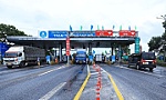 Thu phí không dừng trên đường cao tốc từ 1-8: Người dân còn chần chừ