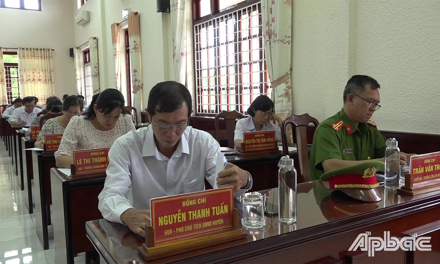 Quang cảnh hội nghị