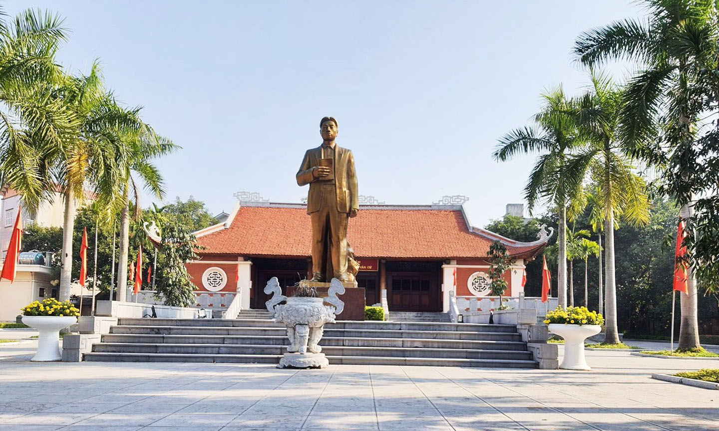Khu lưu niệm cố Tổng Bí thư Nguyễn Văn Cừ tại phường Phù Khê, TP. Từ Sơn, tỉnh Bắc Ninh.