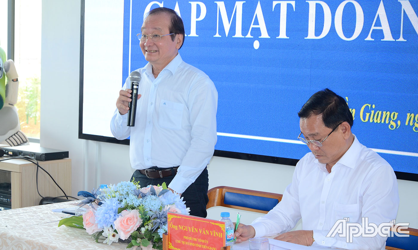 Tiến sĩ Trần Thanh Đức, Chủ tịch Hiệp hội DN tỉnh phát biểu tại buổi gặp mặt.