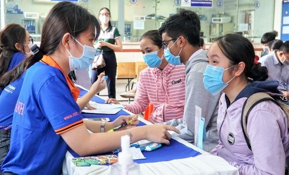 Một điểm xét tuyển bằng phương thức xét học bạ Trung học Phổ thông.