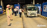 Ngày đầu thu phí cao tốc Trung Lương - Mỹ Thuận: Nhiều xe chưa dán thẻ ETC