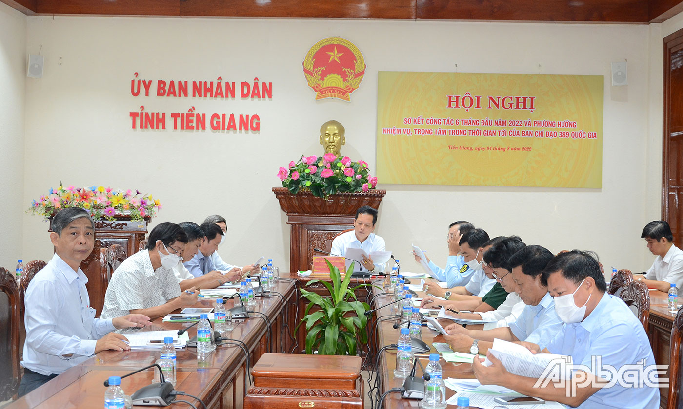 Quang cảnh hội nghị tại điểm cầu Tiền Giang.