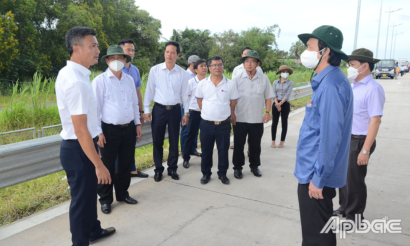 Lãnh đạo tỉnh kiểm tra tình hình chuẩn bị thu phí không dừng hoàn toàn tại Dự án.