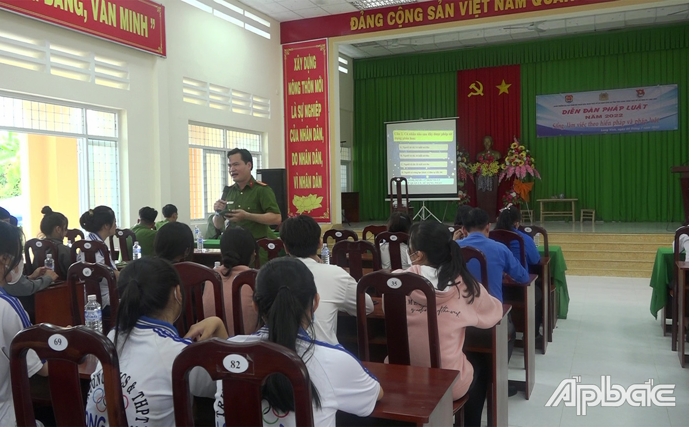 Diễn đàn pháp luật tuyên truyền cho nhân hiểu các chính sách pháp luật