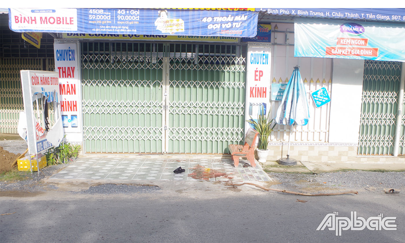 Hiện trường vụ án mạng.