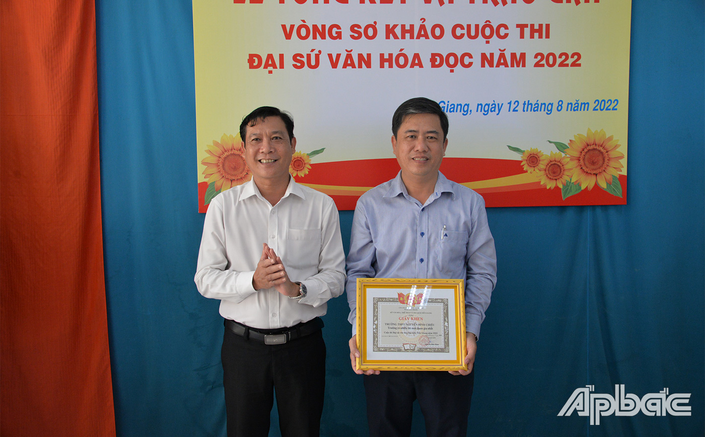 Phó Giám đốc Sở Văn hóa, Thể  thao và Du lịch tỉnh Tiền Giang Võ Văn Chiến