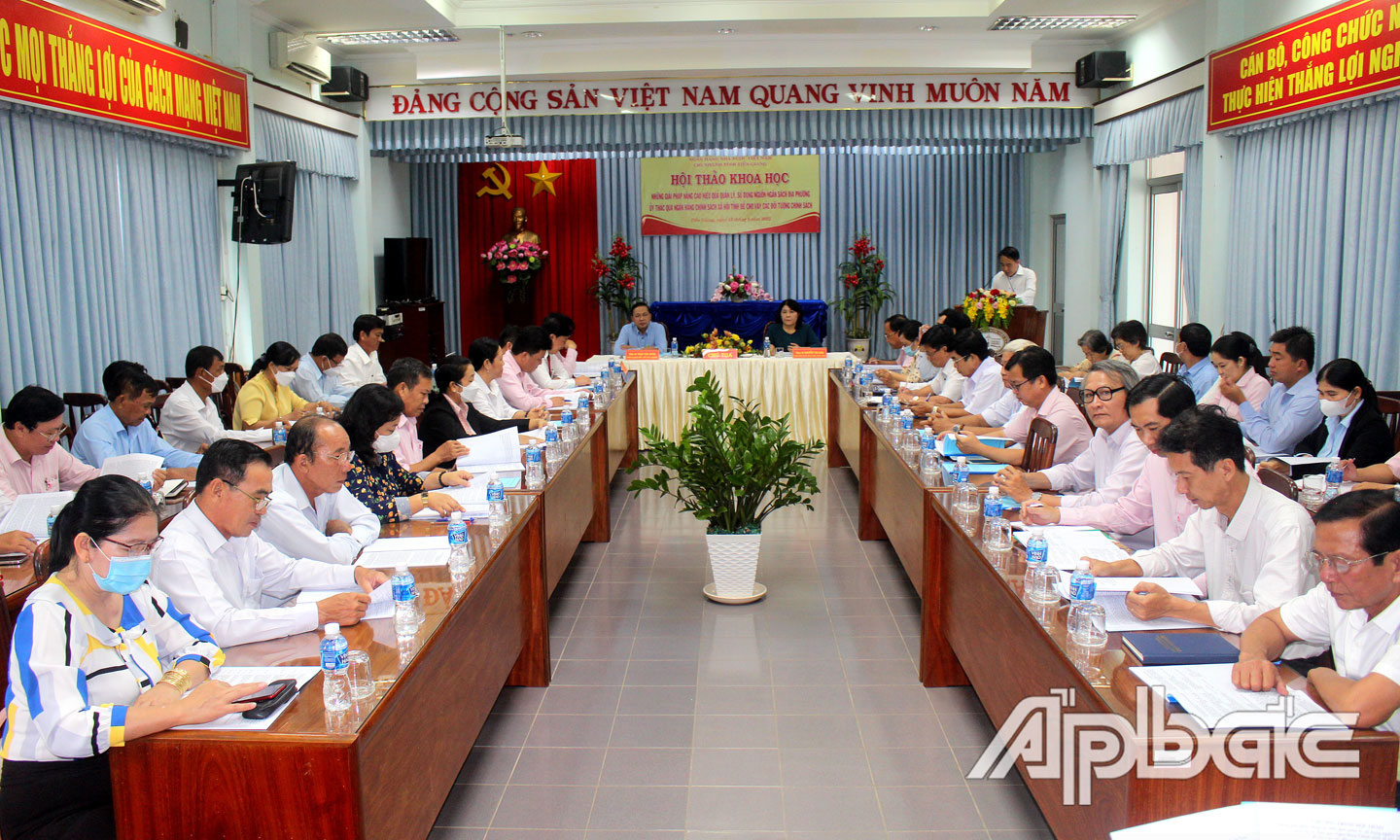 Quang cảnh hội thảo.