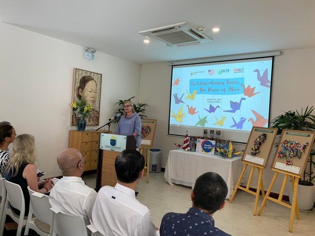 Đại sứ Thụy Điển Ann Mawe phát biểu tại sự kiện Ủng hộ vòng huy động tài trợ thứ 7 của Quỹ Toàn cầu phòng chống AIDS, Lao và Sốt rét.