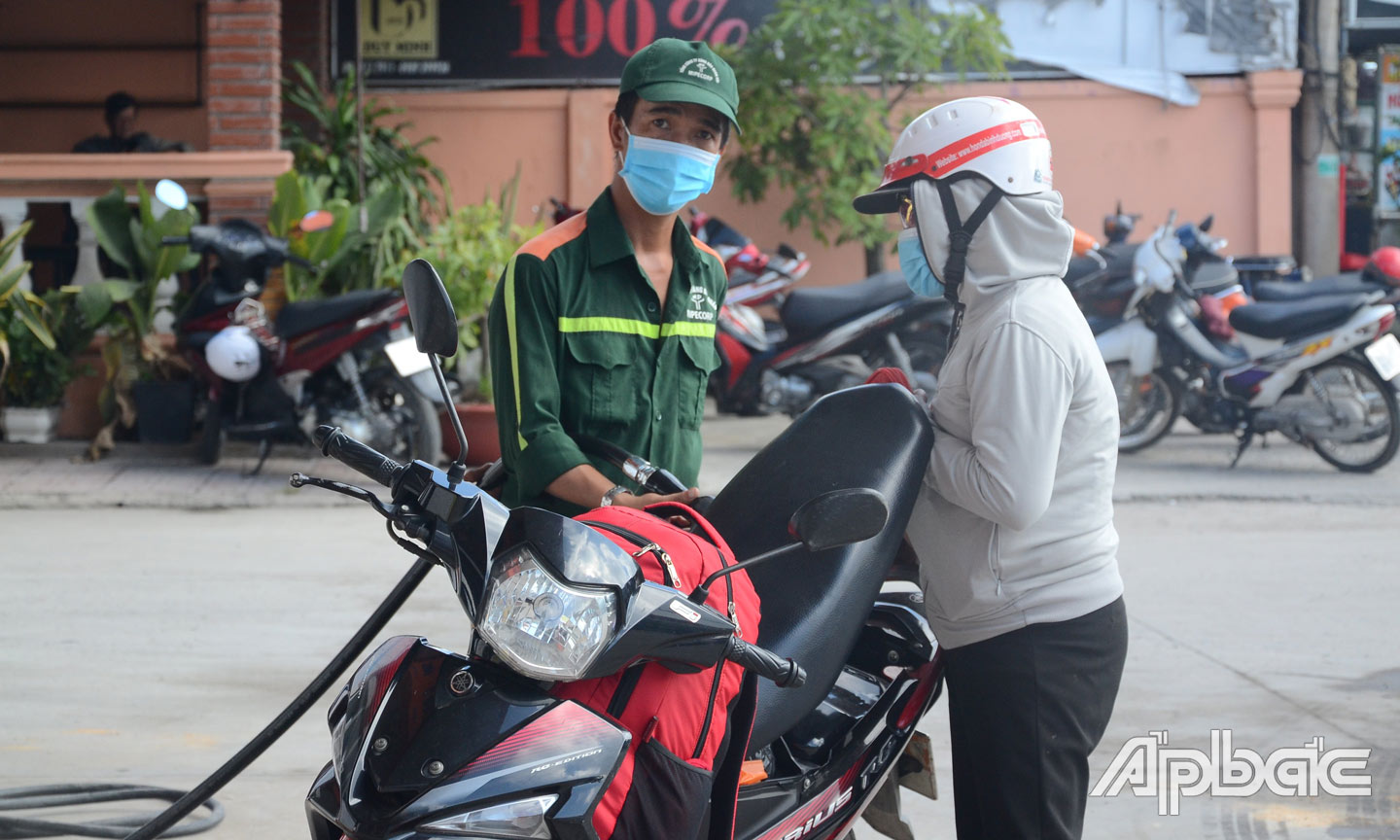 Các ngành đang nỗ lực đảm bảo thông suốt thị trường xăng, dầu.