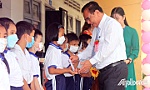 Phó Bí thư Thường trực Tỉnh ủy Tiền Giang dự Lễ khai giảng tại Trường Tiểu học Tân Hội Đông