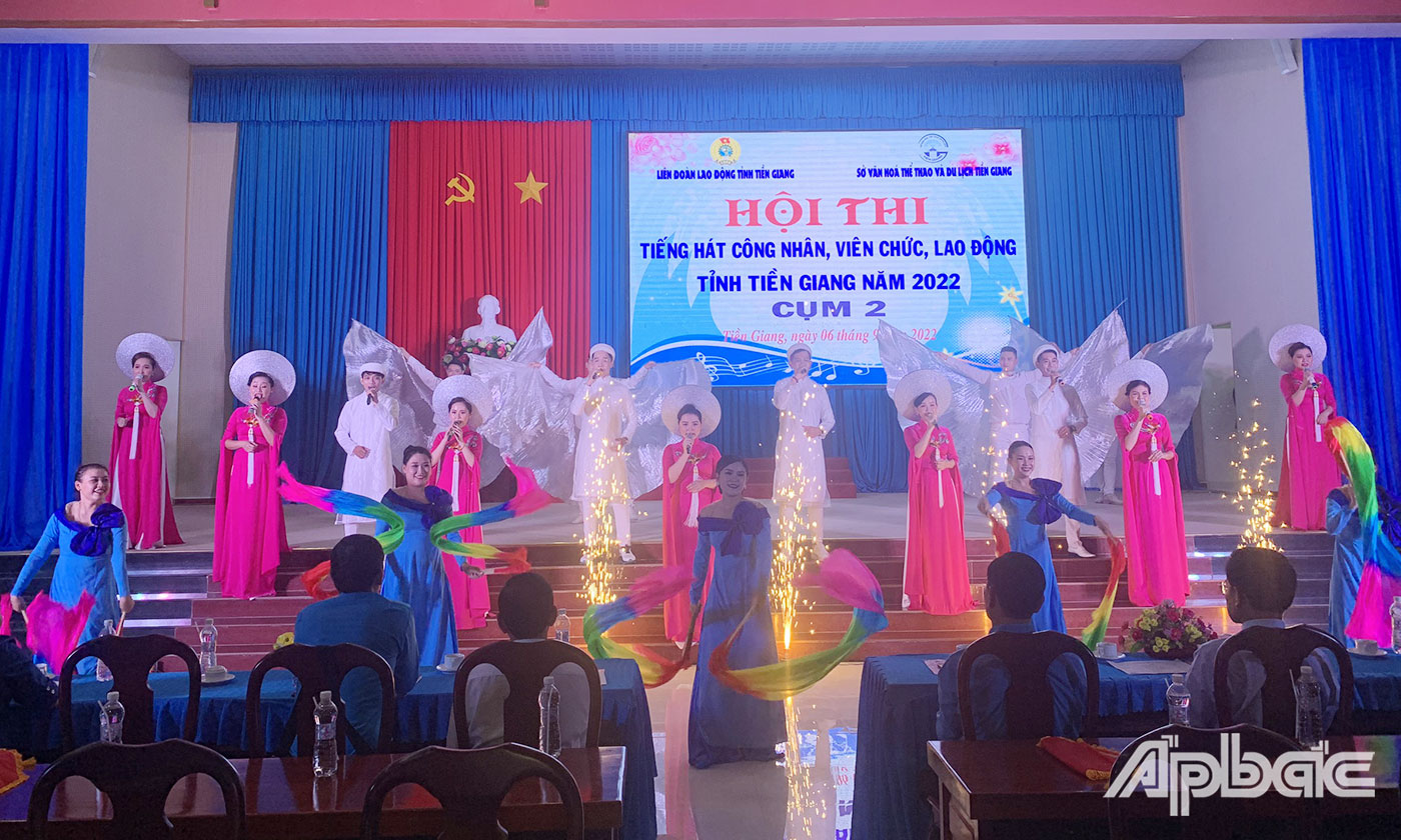 Các tiết mục văn nghệ đến từ các đơn vị tham gia dự thi 
